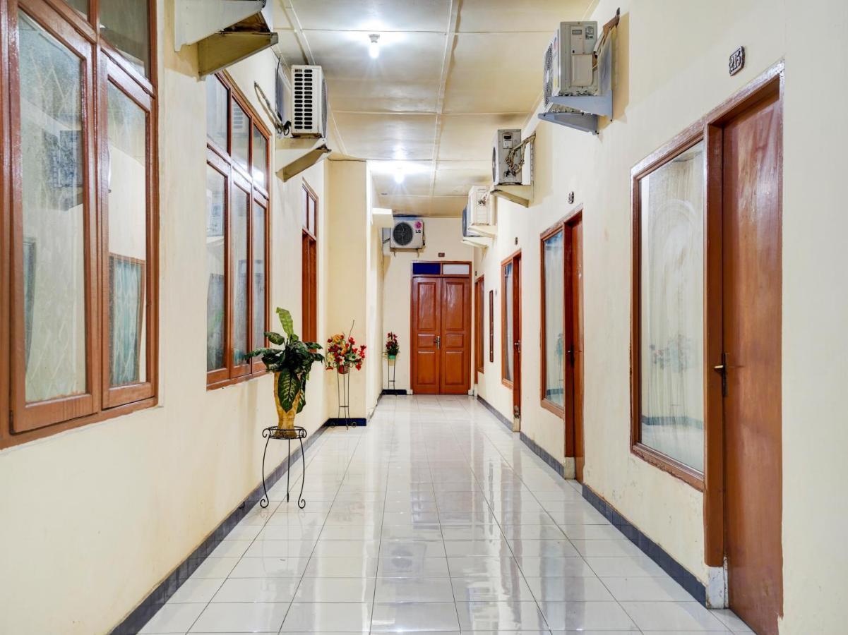 Super Oyo 90118 Hotel Diamond Syariah Subang Exteriér fotografie