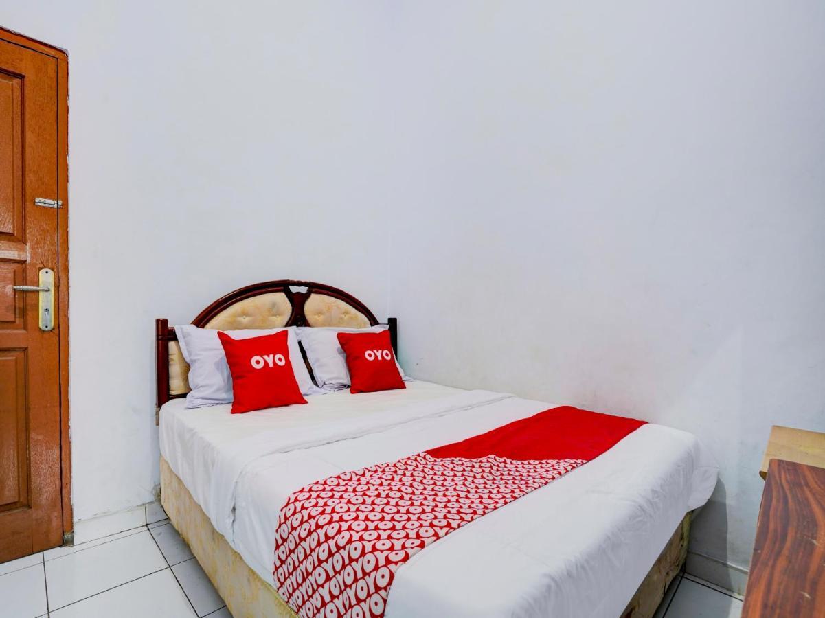 Super Oyo 90118 Hotel Diamond Syariah Subang Exteriér fotografie
