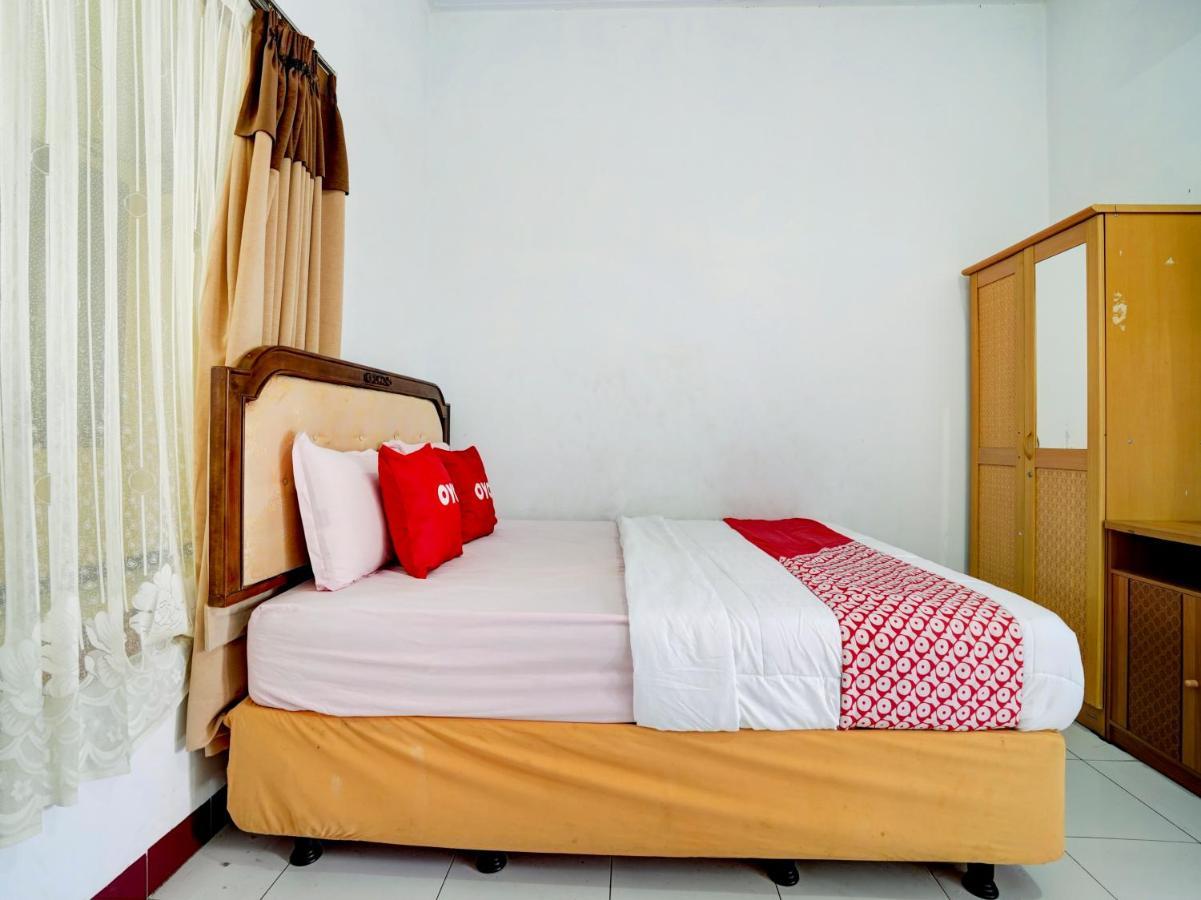 Super Oyo 90118 Hotel Diamond Syariah Subang Exteriér fotografie