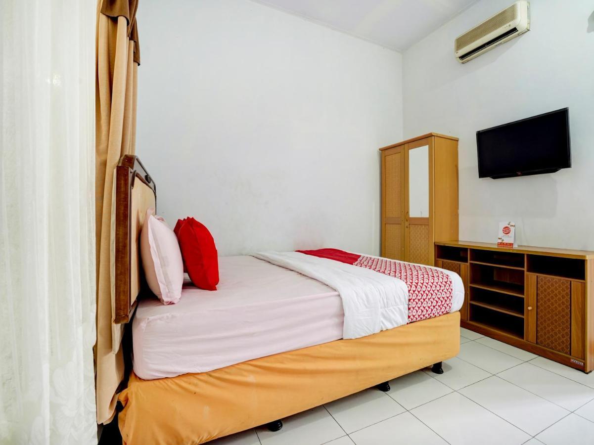 Super Oyo 90118 Hotel Diamond Syariah Subang Exteriér fotografie