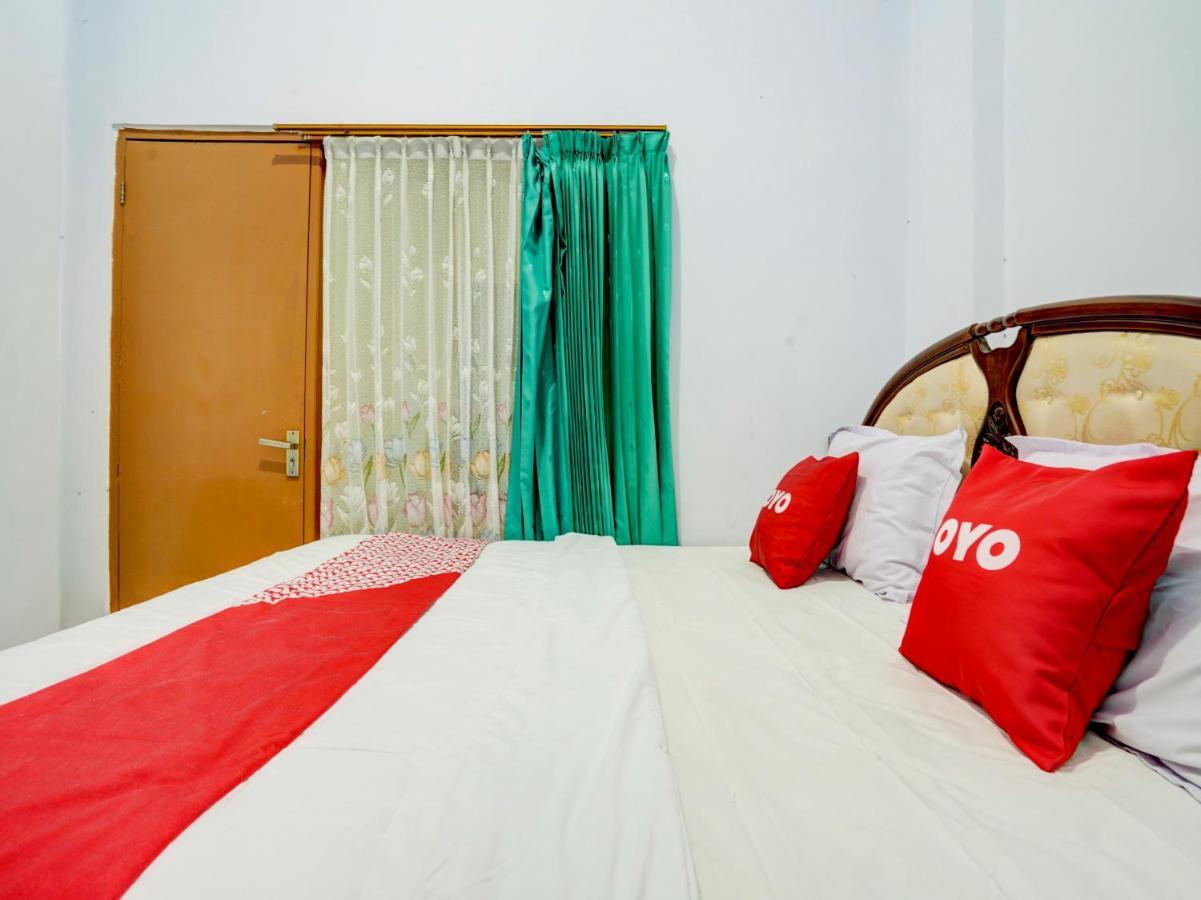Super Oyo 90118 Hotel Diamond Syariah Subang Exteriér fotografie
