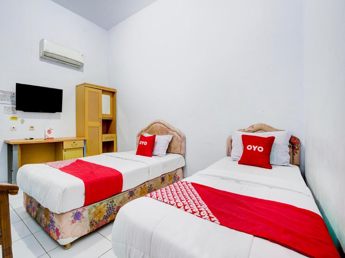Super Oyo 90118 Hotel Diamond Syariah Subang Exteriér fotografie