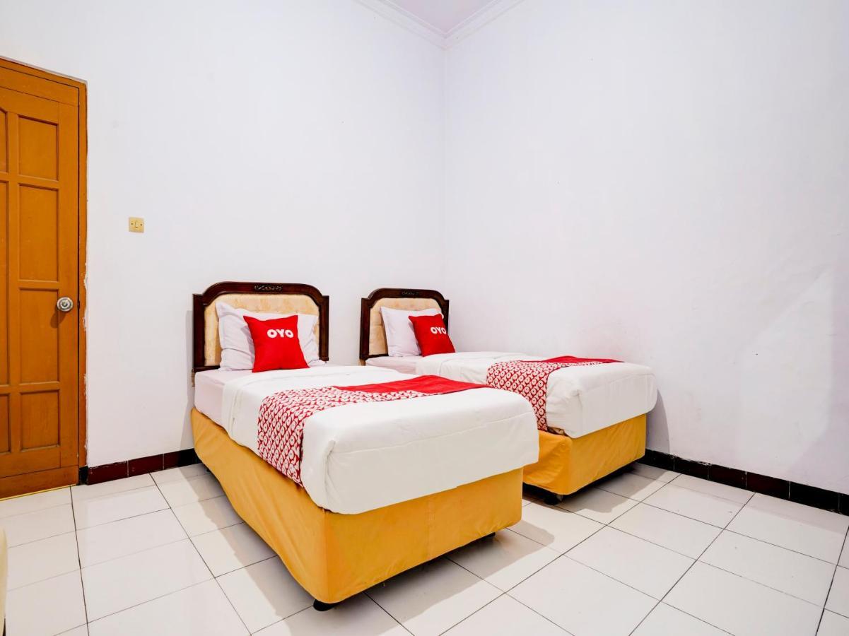 Super Oyo 90118 Hotel Diamond Syariah Subang Exteriér fotografie