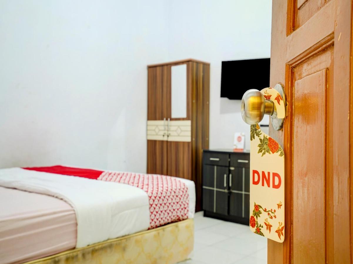 Super Oyo 90118 Hotel Diamond Syariah Subang Exteriér fotografie