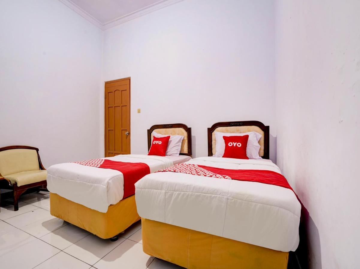 Super Oyo 90118 Hotel Diamond Syariah Subang Exteriér fotografie