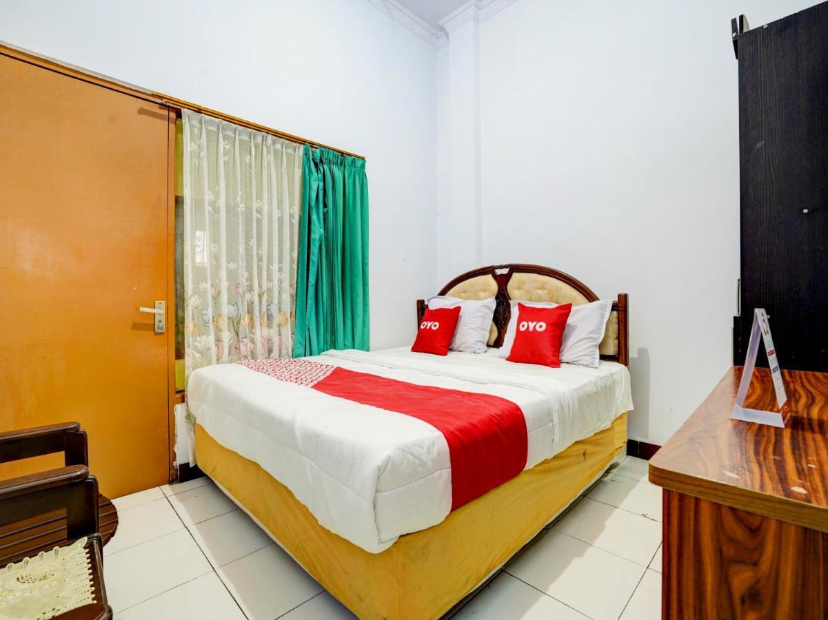 Super Oyo 90118 Hotel Diamond Syariah Subang Exteriér fotografie
